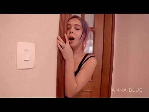 ❤️ Nire anaiarengana itzuli nintzen. Bere neska-lagunarekin sexu harremanak izan nituen. itzulera lesbiana. ❤️❌ Sexu bideoa pornoan eu.xlxxporno.ru ﹏