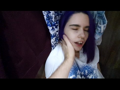 ❤️ Nire ahizpa armairuan aurkitu eta lagundu zion esperma ❤️❌ Sexu bideoa pornoan eu.xlxxporno.ru ﹏